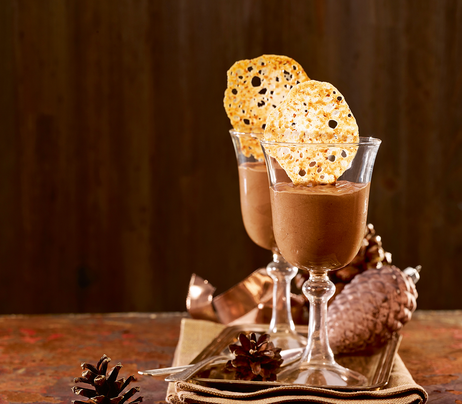 Schokoladen-Mousse mit Stückchen | Einfach Kochen by Meta Hiltebrand ...