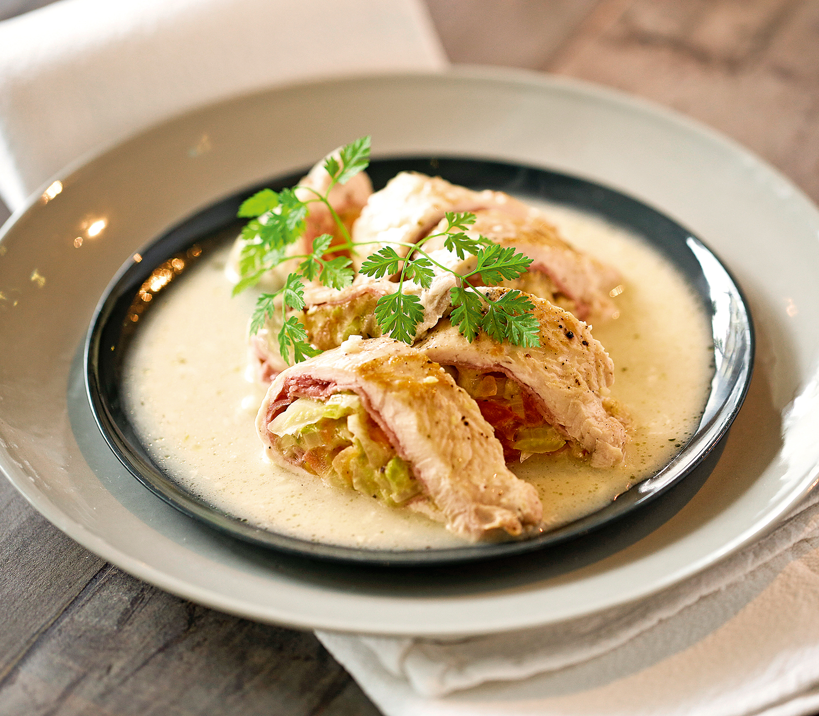 Gefüllte Truthahnschnitzel aus dem Ofen | Einfach Kochen by Meta ... Gefüllte Truthahnschnitzel aus dem Ofen | Einfach Kochen by Meta ...