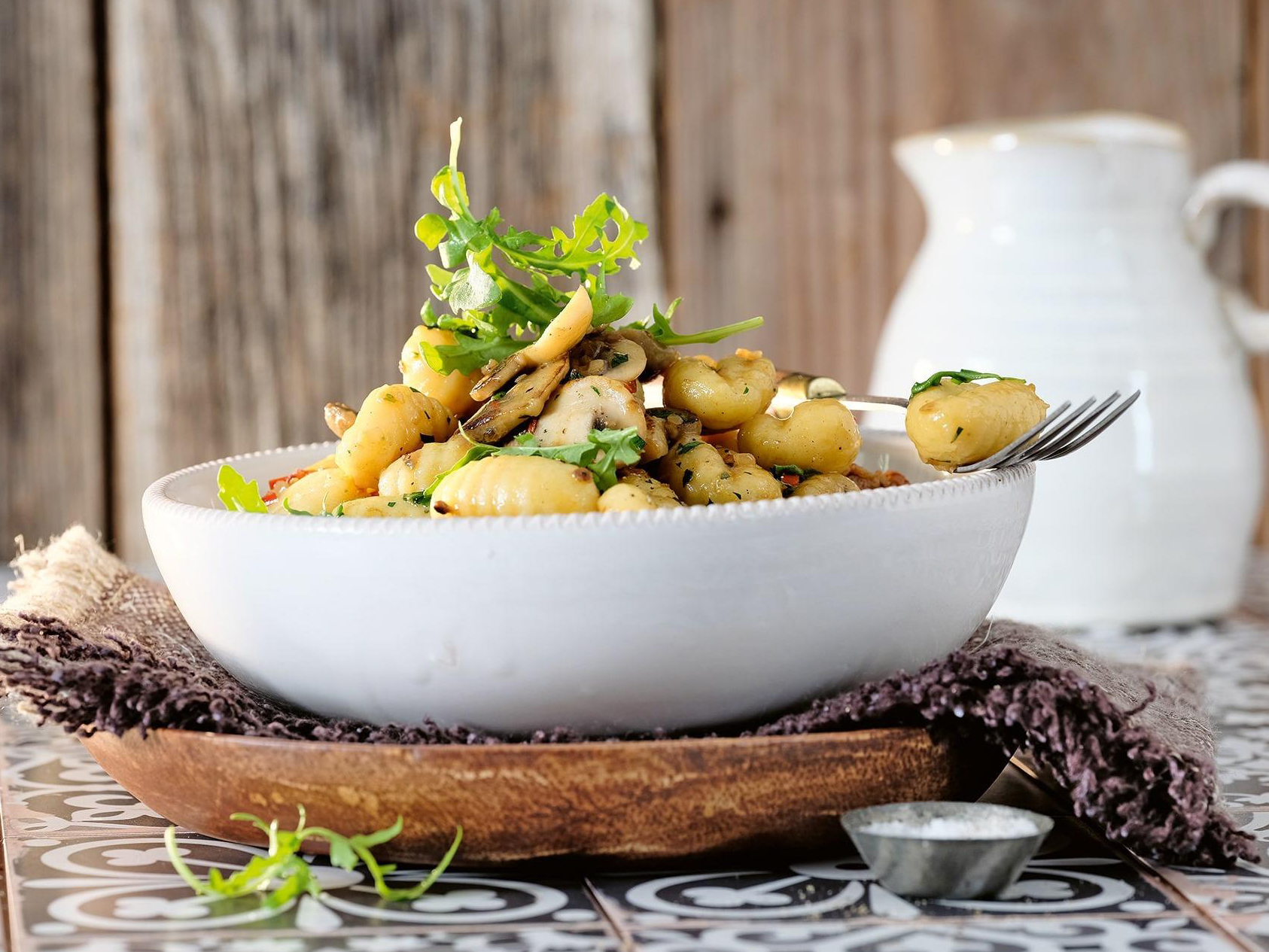 Gebratene Gnocchi mit Champignons und Rucola | Einfach Kochen by Meta ... Gebratene Gnocchi mit Champignons und Rucola | Einfach Kochen by Meta ...