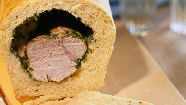 Schweinsfilet im Briocheteig | Einfach Kochen by Meta Hiltebrand | Rezepte