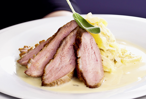 Entenbrüstchen auf Zwiebel-Apfel-Sauerkraut | Einfach Kochen by Meta ...